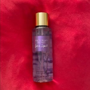 Victoria Secret Fragance mist love spell